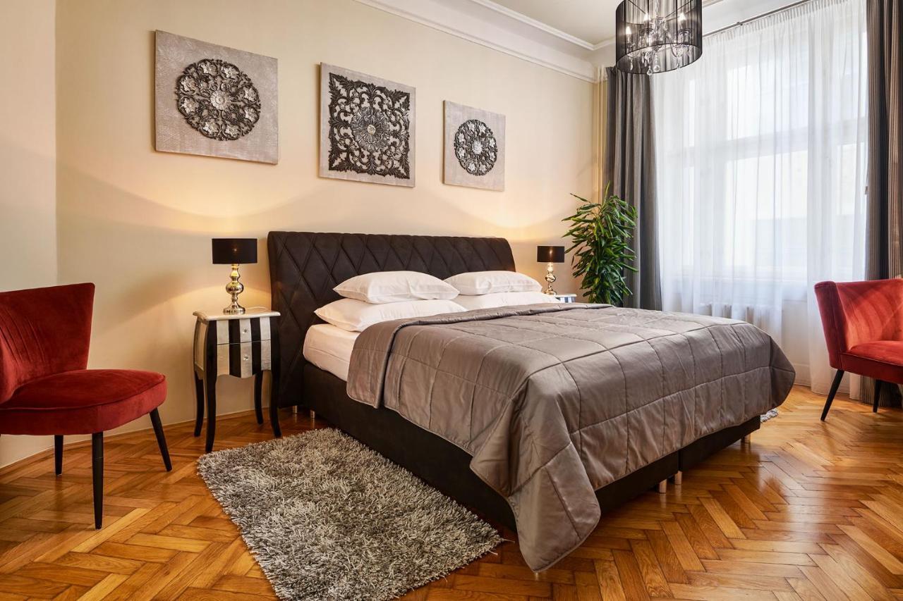 Pragueone Apartment,A/C,Terrace المظهر الخارجي الصورة