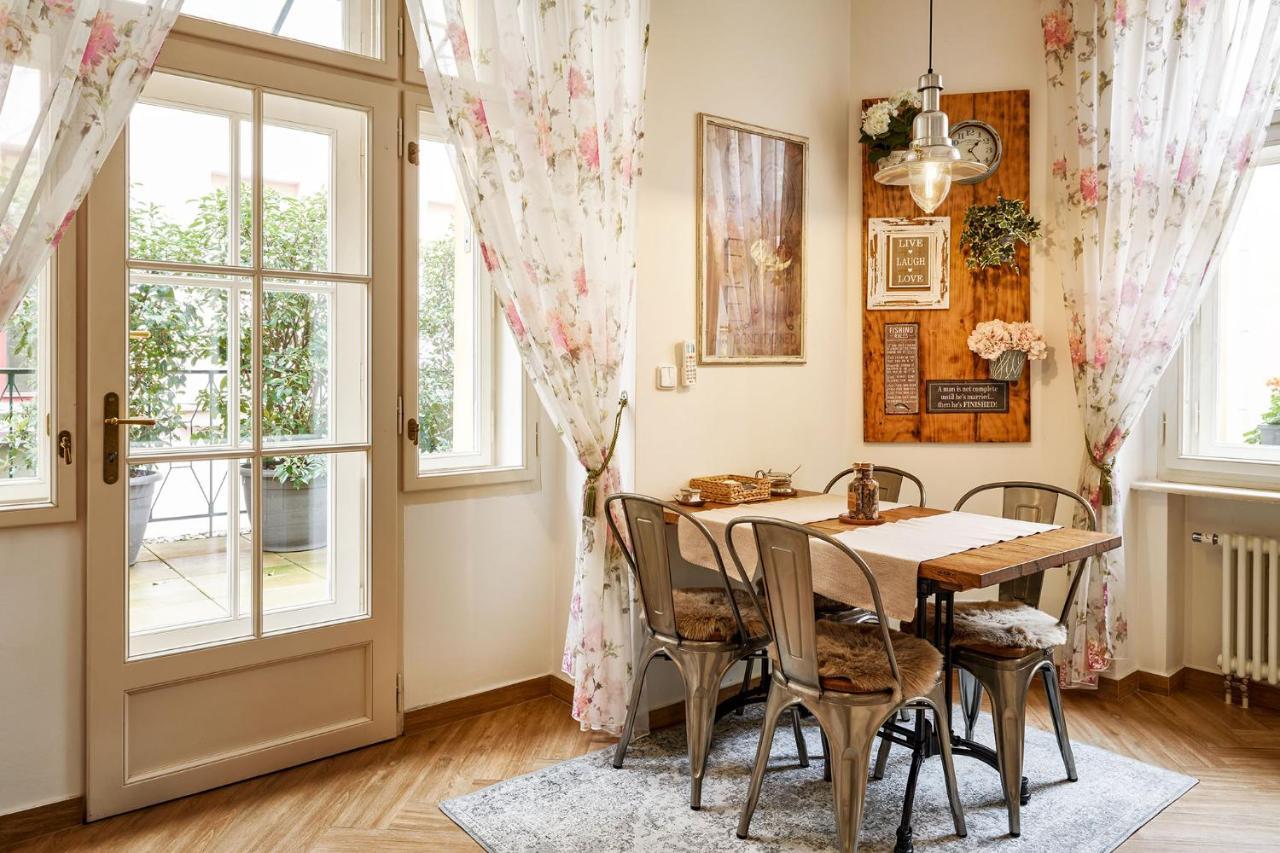 Pragueone Apartment,A/C,Terrace المظهر الخارجي الصورة