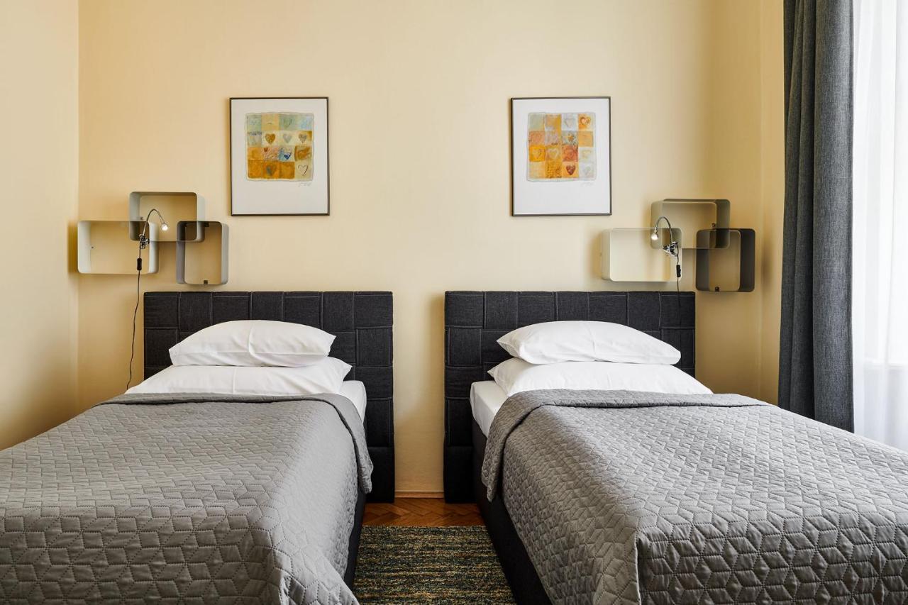 Pragueone Apartment,A/C,Terrace المظهر الخارجي الصورة