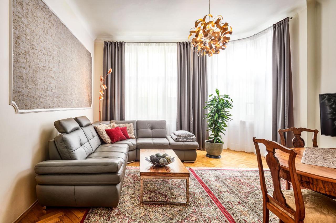 Pragueone Apartment,A/C,Terrace المظهر الخارجي الصورة