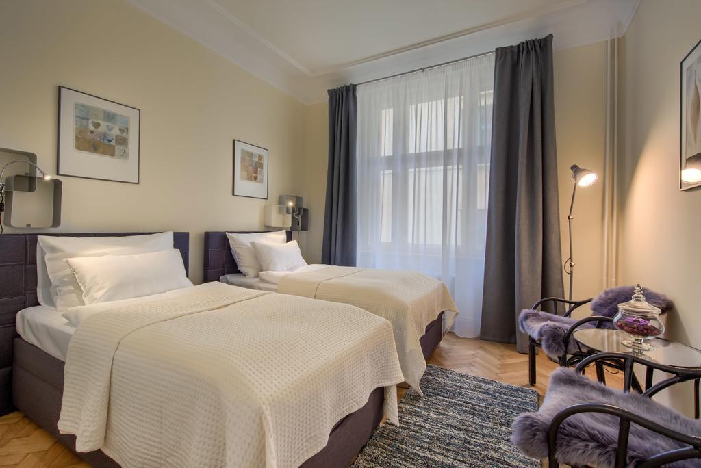Pragueone Apartment,A/C,Terrace المظهر الخارجي الصورة