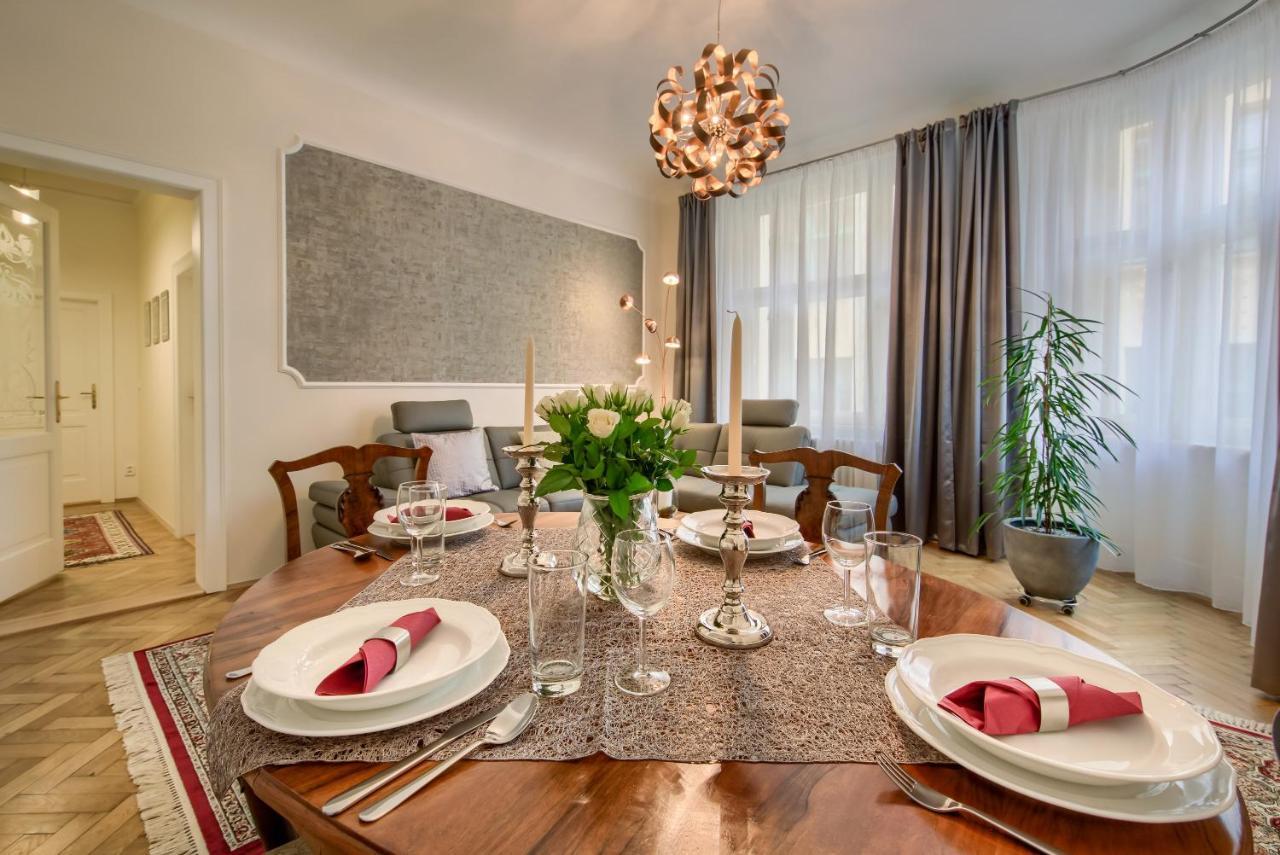 Pragueone Apartment,A/C,Terrace المظهر الخارجي الصورة