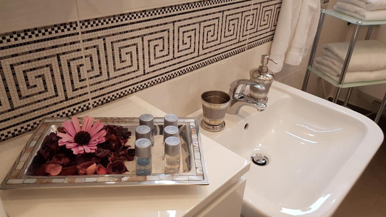 Pragueone Apartment,A/C,Terrace المظهر الخارجي الصورة