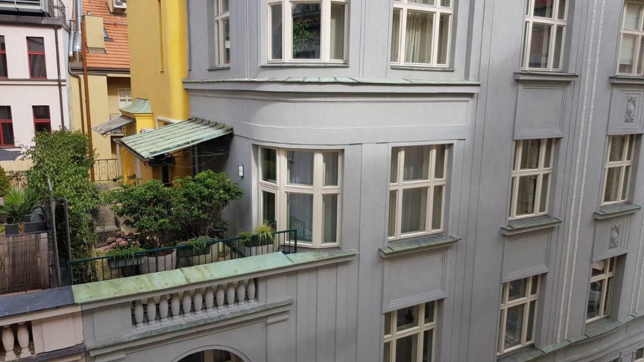 Pragueone Apartment,A/C,Terrace المظهر الخارجي الصورة
